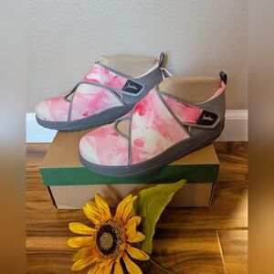 Jambu Originals Women's Millie Casual Shoe Size 8.5M NIB